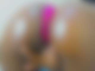 Live cam show with Cutie-bootie - Blonde Hair Teen (18+) on alttransgirls