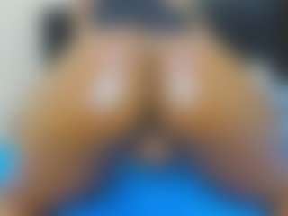 Cutie-bootie's Live Sex Cam Show