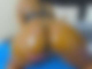 Cutie-bootie's Live Sex Cam Show