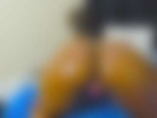 Cutie-bootie's Live Sex Cam Show