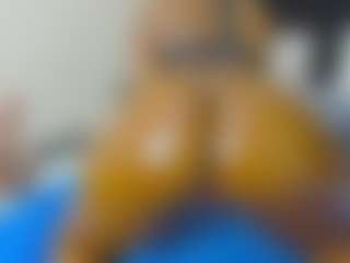 Cutie-bootie's Live Sex Cam Show