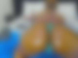 Live cam show with Cutie-bootie - Ebony Blowjob on eurowanks.com