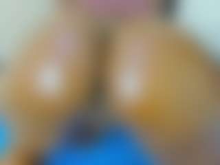 Cutie-bootie's Live Sex Cam Show