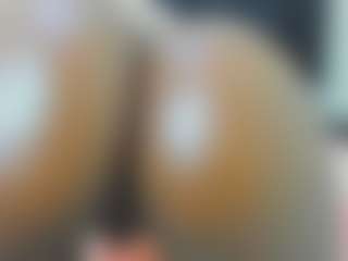 Cutie-bootie's Live Sex Cam Show