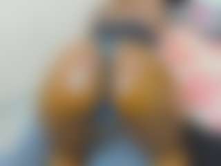 Cutie-bootie's Live Sex Cam Show