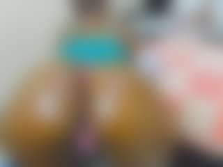 Cutie-bootie's Live Sex Cam Show