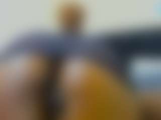 Cutie-bootie's Live Sex Cam Show