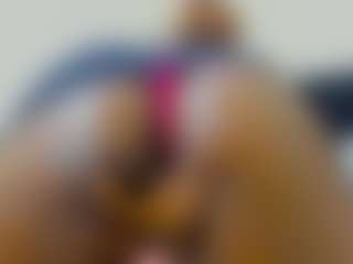 Cutie-bootie's Live Sex Cam Show