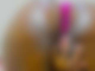 Cutie-bootie's Live Sex Cam Show