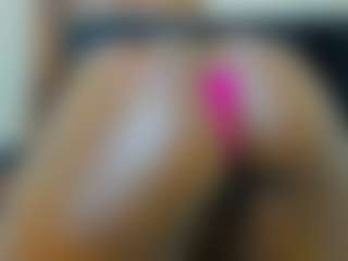 Cutie-bootie's Live Sex Cam Show