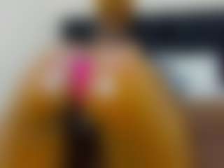 Cutie-bootie's Live Sex Cam Show