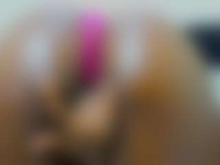 Cutie-bootie's Live Sex Cam Show