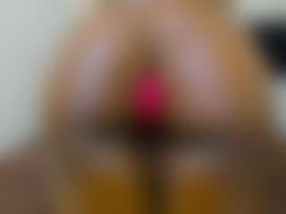 Cutie-bootie's Live Sex Cam Show