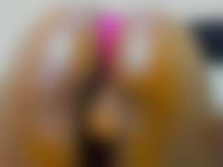 Cutie-bootie's Live Sex Cam Show