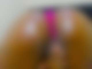 Cutie-bootie's Live Sex Cam Show