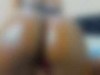 Cutie-bootie's Live Sex Cam Show