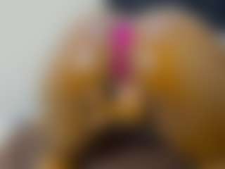 Cutie-bootie's Live Sex Cam Show