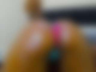 Cutie-bootie's Live Sex Cam Show