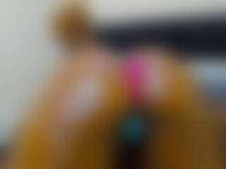 Cutie-bootie's Live Sex Cam Show