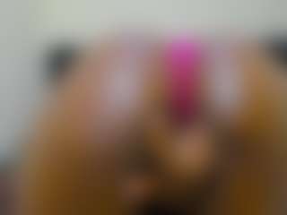 Cutie-bootie's Live Sex Cam Show