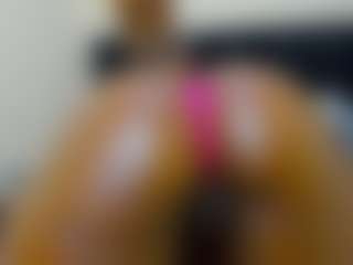 Cutie-bootie's Live Sex Cam Show