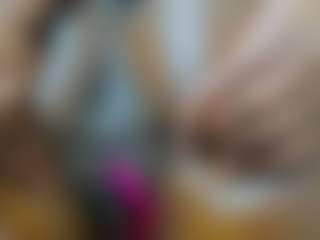 Cutie-bootie's Live Sex Cam Show