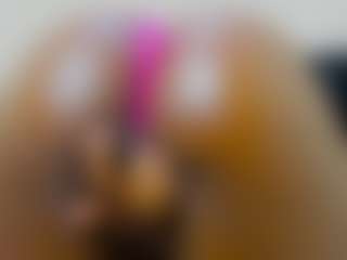 Cutie-bootie's Live Sex Cam Show