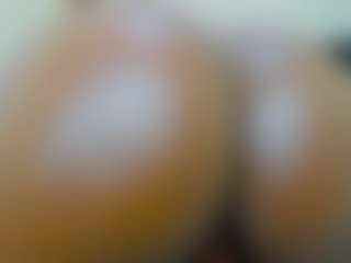 Cutie-bootie's Live Sex Cam Show