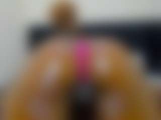 Cutie-bootie's Live Sex Cam Show