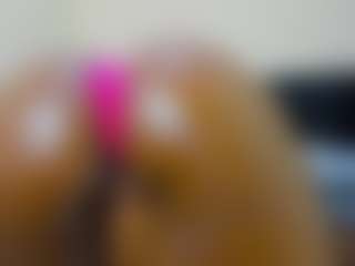 Cutie-bootie's Live Sex Cam Show