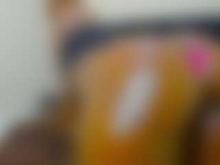 Cutie-bootie's Live Sex Cam Show