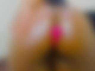 Cutie-bootie's Live Sex Cam Show