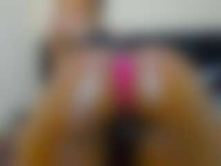 Cutie-bootie's Live Sex Cam Show