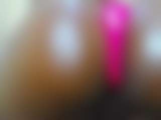 Cutie-bootie's Live Sex Cam Show