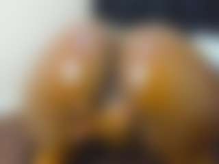Cutie-bootie's Live Sex Cam Show