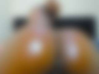 Cutie-bootie's Live Sex Cam Show