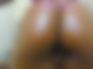 Live cam show with Cutie-bootie - Ebony Teen (18+) on Nude Live Now