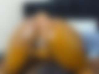 Live cam show with Cutie-bootie - Ebony Teen (18+) on Camversity