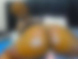 Cutie-bootie's Live Sex Cam Show