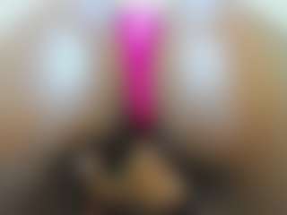 Cutie-bootie's Live Sex Cam Show