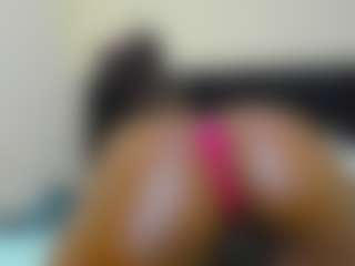 Cutie-bootie's Live Sex Cam Show