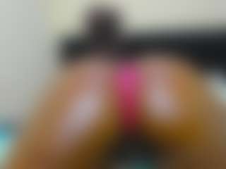 Cutie-bootie's Live Sex Cam Show