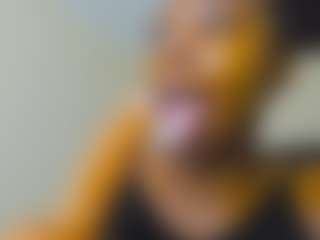 Cutie-bootie's Live Sex Cam Show