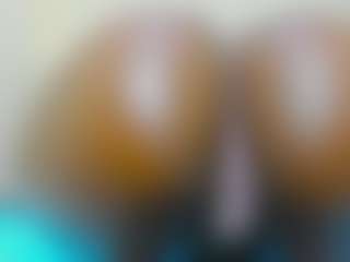 Cutie-bootie's Live Sex Cam Show