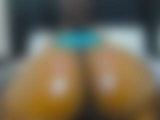 Live cam show with Cutie-bootie - Black HD on hrnylive.com