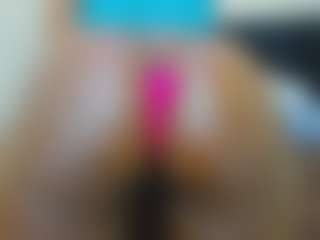 Cutie-bootie's Live Sex Cam Show