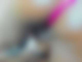 Cutie-bootie's Live Sex Cam Show