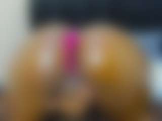 Cutie-bootie's Live Sex Cam Show