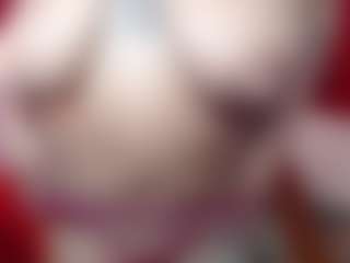 Live cam show with LunaxxxCandy - Fuck on crypto-cams
