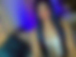 aliz-free's Live Sex Cam Show